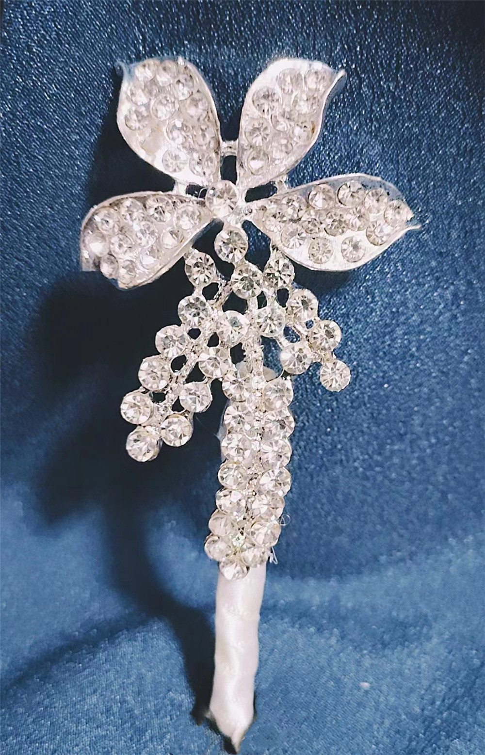 shining crystal rhinestone wedding brooch boutonniere bridegroom wedding favors